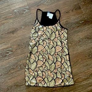 Looking fabulous in this sexy racer back tank. #summernightsout!